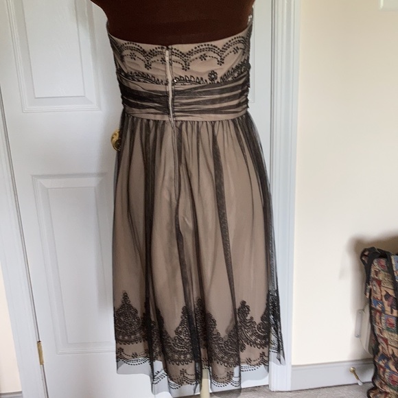 Strapless tulle formal short dress - Picture 3 of 7